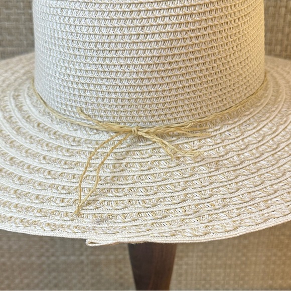 🌟HP🌟VTG 2000s Textured Cream Wide Brim Paper Straw Hat by Nine West - Picture 7 of 13
